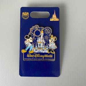 Disney 50th Anniversary Mickey & Minnie pin
